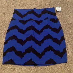 Black and blue printed skirt